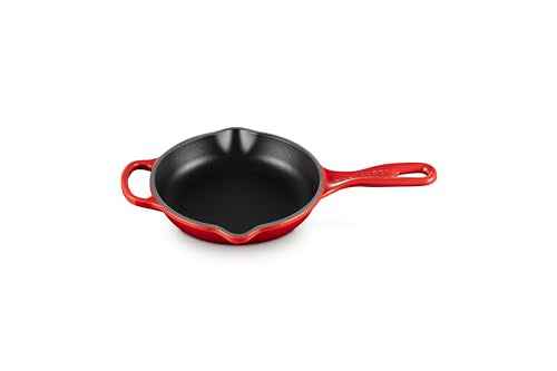 Enameled Cast Iron Signature Round Skillet