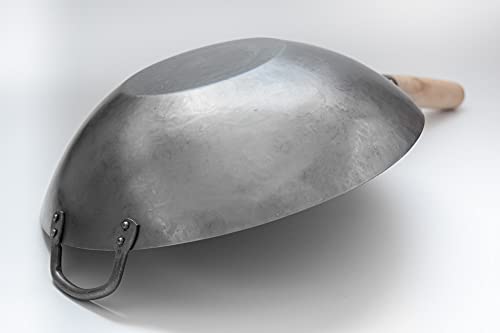 Flat Hand Hammered Carbon Steel Pow Wok with Wooden and Steel Helper Handle (14-inch)
