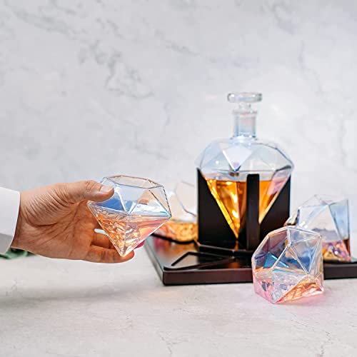 Diamond Whiskey Decanter With 4 Iridescent Glasses 750ML Mahogany Wood Tray