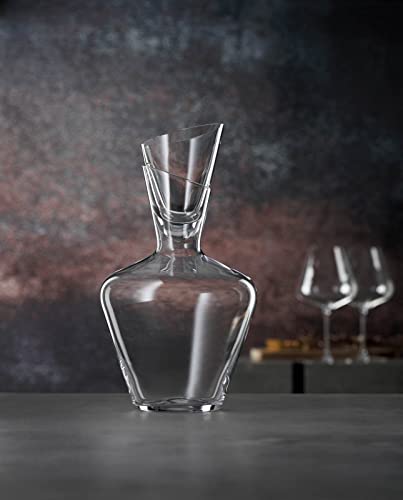 Definition Crystal Wine Decanter with Stopper