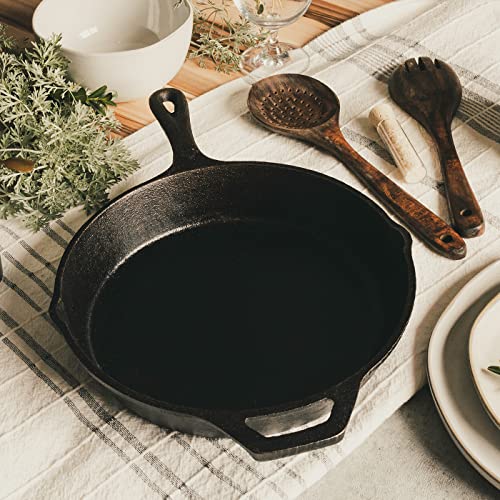10-1/4 Inch Round Medium Pre-Seasoned Cast Iron Skillet (10 inch)