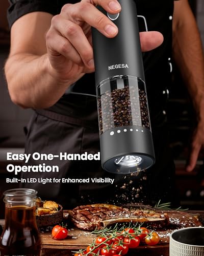 Electric Salt and Pepper Grinder Set with Rechargeable Base (Black / Set)