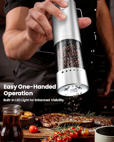 Electric Salt and Pepper Grinder Set with Rechargeable Base (Silver / Set)