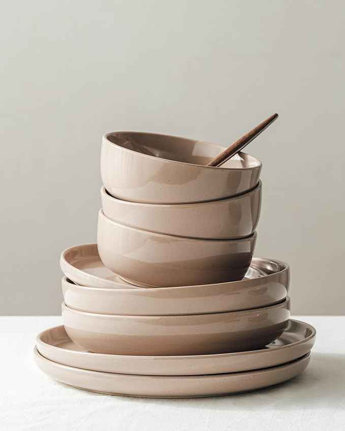 Famiware Milkyway Stoneware Dinnerware Sets with Mugs, Service for 4 (16pcs), Plates and Bowls Sets, Scratch Resistant, Microwave and Dishwasher Safe Dishes Set, Cinnamon Brown