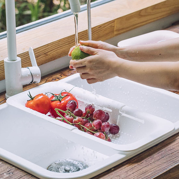 Collapsible Sink Colanders and Strainers Basket Over the Colander Extendable Plastic Fruit Vegetable Strainer Drainer for Kitchen (2 Count)