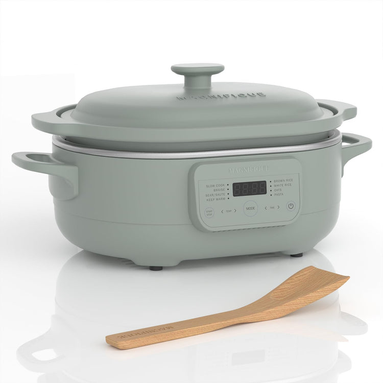MAGNIFIQUE 4 Quart Programmable Casserole Slow Cooker