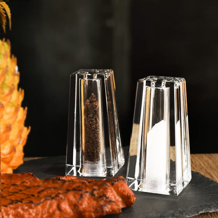 Salt and Pepper Shaker Set Spice Dispenser Refillable Design Cut Crystal Seasoning Shaker Kitchen Decor for Cooking Table