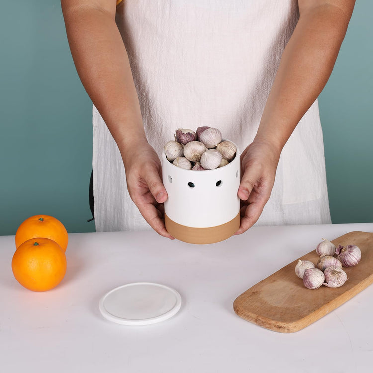 Garlic Keeper with Lid