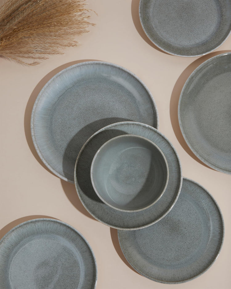 Stoneware Dinnerware Sets for 4 (16 Count)