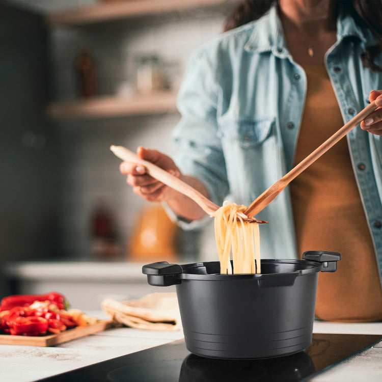 5qt Pasta Pot with Strainer Lid