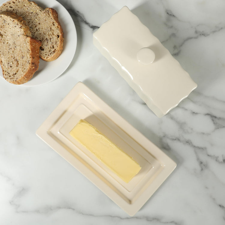 Broadbrook Stoneware Butter Dish with Lid