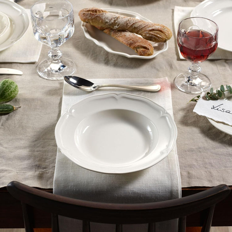Manoir 18 Piece Dinnerware Set (18 Count)