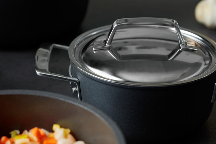 AluPro 2.5 qt Aluminum Nonstick Dutch Oven