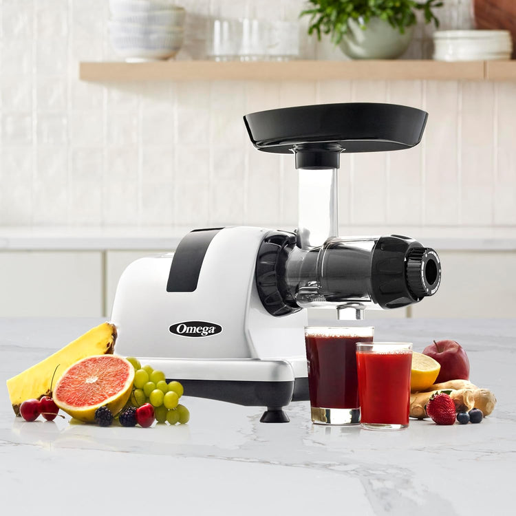 Omega Cold Press Juicer Machine, Vegetable and Fruit Juice Extractor and Nutrition System Makes Nut Milks Baby Food and Sorbets, Triple-Stage 80-RPM Slow Masticating Juicer, 200-Watts, Silver
