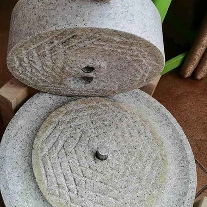 Handmade Granite Stone Grain Mill - Manual Grinder for Dry/Wet Ingredients, Ideal for Beans, Barley, Sesame, and Corn - Perfect Kitchen Tool for Healthy Cooking