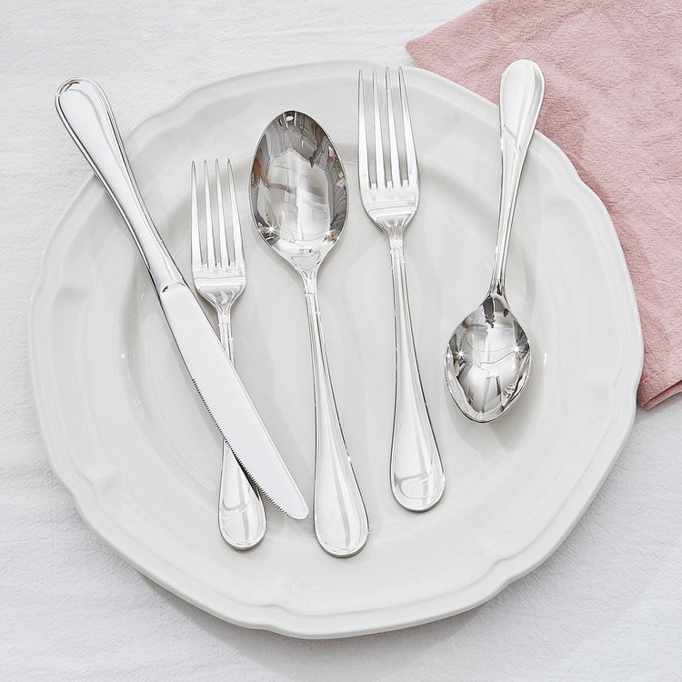 24 Piece Silverware Set for 4 with Steak Knives (24 Count)