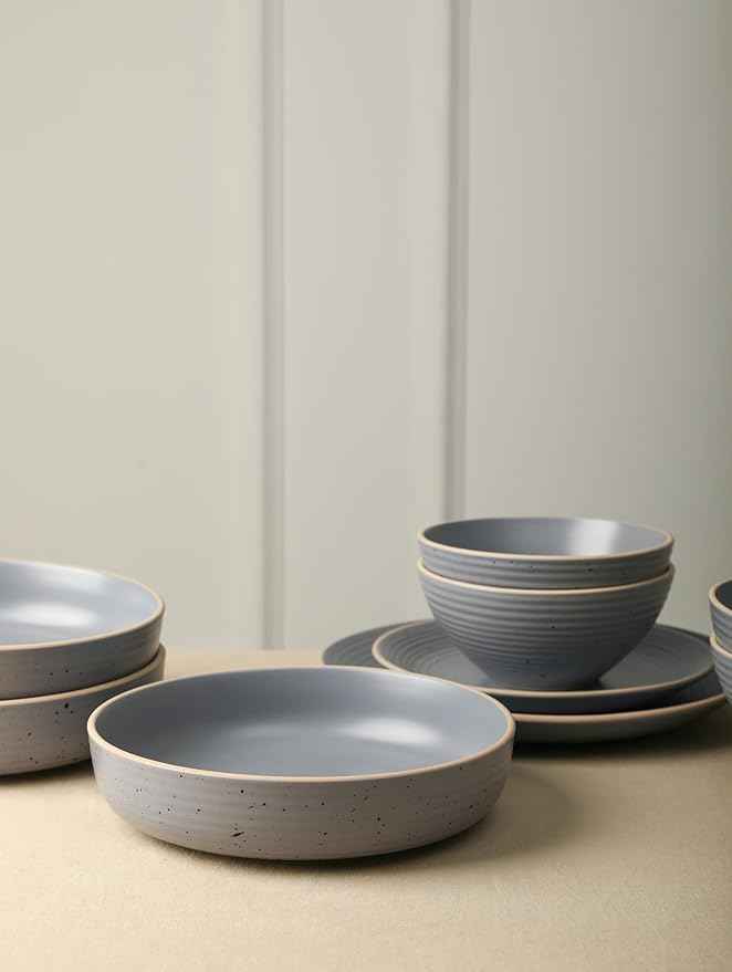 Stone Lain Lauren Modern Stoneware 32-piece Round Dinnerware Set, Plates and Bowls Set, Dish set for 8, Light Gray