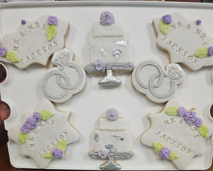 Wedding Ring Cookie cutter and stencil set Baking stencils and cutters bundle DIY bakery decorating kit Cookie cutter with stencils Icing stencil and cookie cutter combo(Wedding Ring)