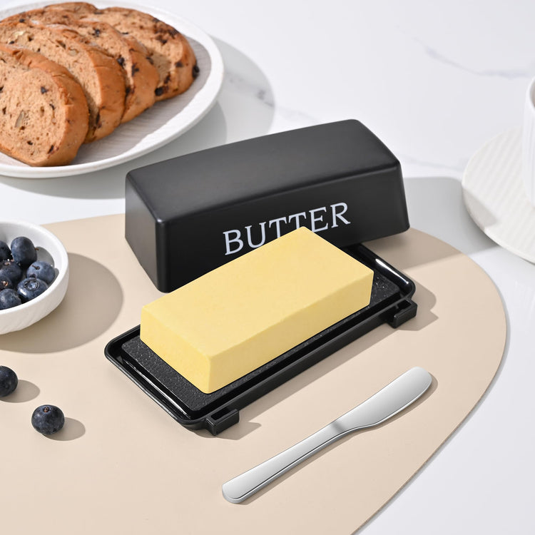 Butter Dish With Cover And Knife