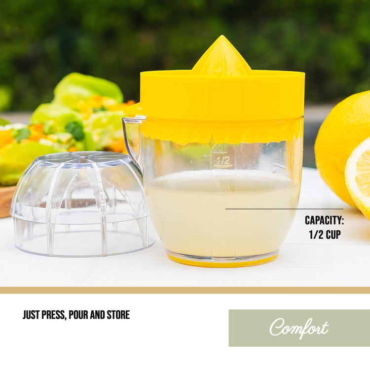 Lemon Squeezer with Integrated Strainer