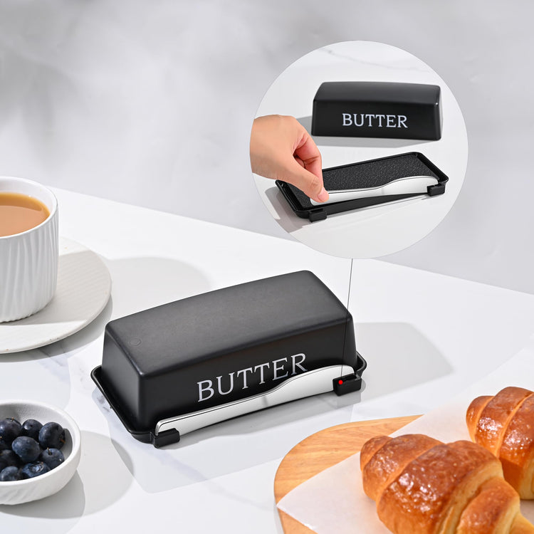 Butter Dish With Cover And Knife