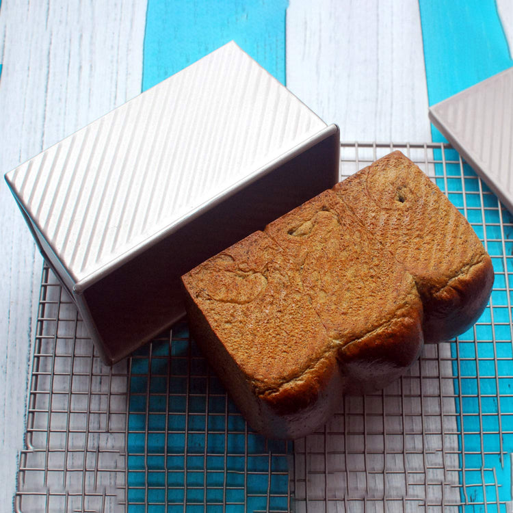 Pullman Loaf Pan with Lid