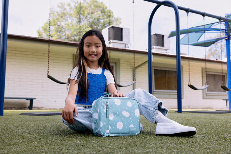 R) Freezable Classic Lunch Box, Daisy Sage, Built with EcoFreeze(R) Technology, Collapsible, Reusable, Zip Closure With Zip Front Pocket and Buckle Handle, Designed for Fresh Lunch On the Go