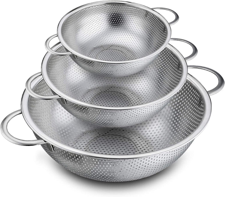 P&P CHEF Colander Set of 3, Stainless Steel Micro-Perforated Colanders Strainers for Draining Rinsing Washing, Ideal for Pasta Vegetables Fruits, Heavy Duty & Dishwasher Safe - 1/3/5 Quart