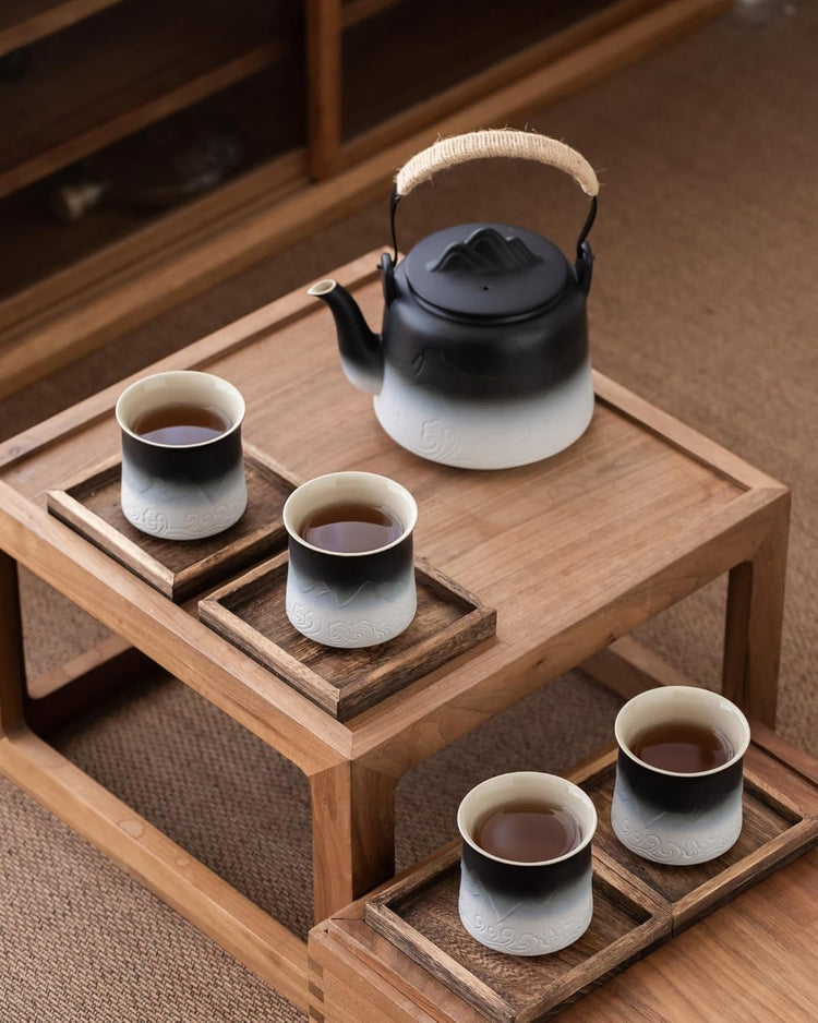 ZENS Vintage Japanese Tea Set, 33.8 oz Gradient Embossed Ceramic Japanese Teapot with Built-in Strainer for Tea Steeper, Hemp Rope Handle Loose Leaf Tea Pot with 4 Cups for Tea Party, Black & White