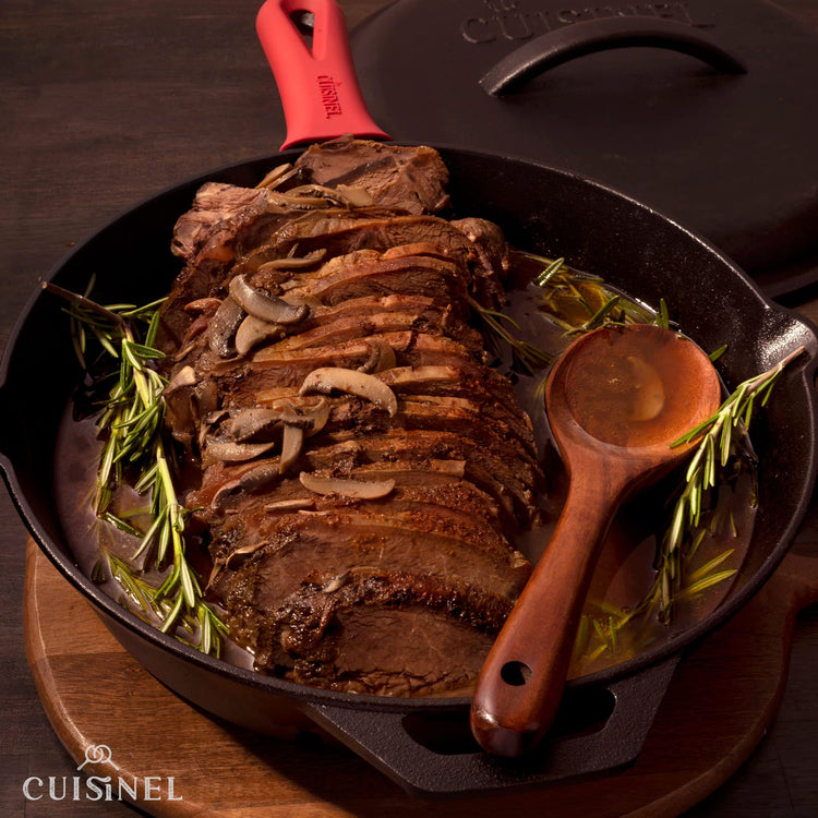 Cast Iron Skillet with Lid