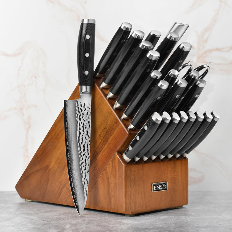 Knife Set Made in Japan (25 Count)
