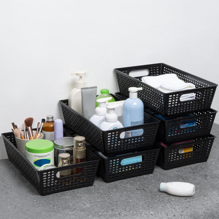 Stackable Woven Plastic Basket (6 Count)