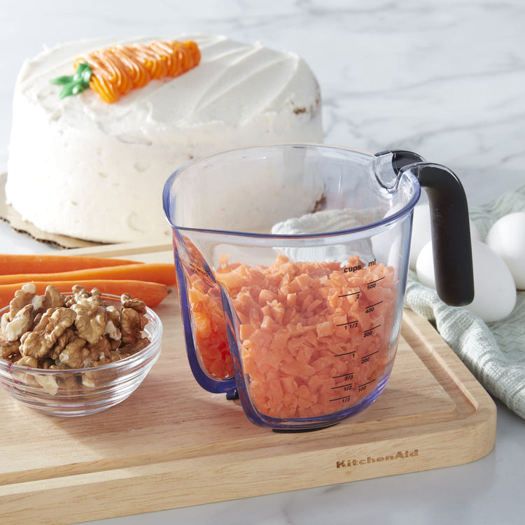 Universal Easy View Angled Measuring Cup
