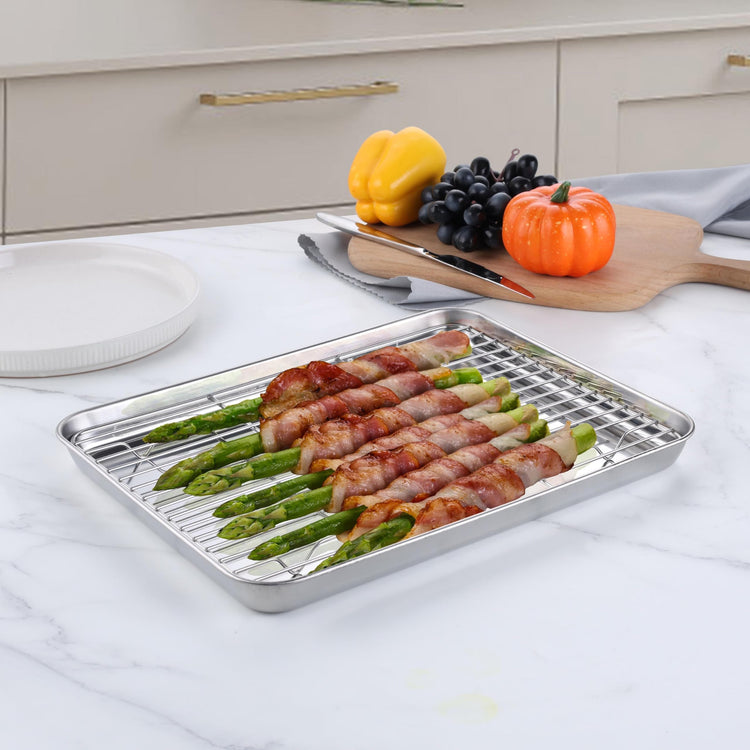 Quarter Sheet Pan with Wire Cooling Rack