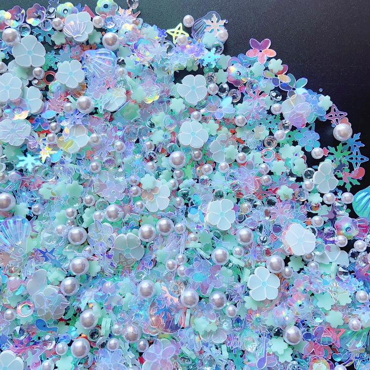 Sequins Holographic Polymer Clay Slices Nail Glitter 3D Holographic Snowflake Shell Butterfly Plum Blossom Nail Sequins Slices Polymer Clay Nail Decals for DIY Nail Decoration