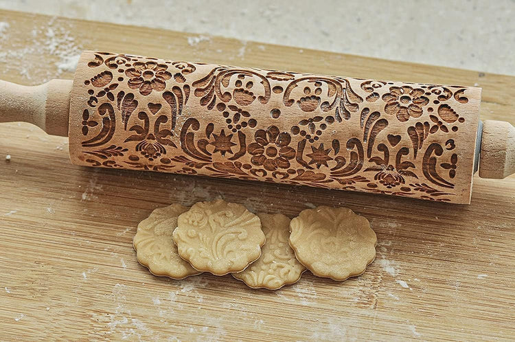 Christmas Wooden Rolling Pin for Baking Engraved Embossing Rolling Pin Cookie Stamps Roller Square Grid Cookies Mold Kitchen Decor Tools for Baking Embossed Cookies