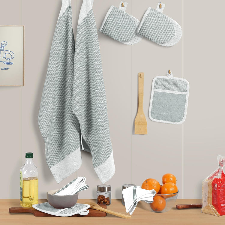 Casa Platino 8-Piece Mini Oven Mitt & Pot Holder Set – 500°F Heat Resistant with Silicone Grip, Includes 2 Kitchen Towels & 2 Dish Cloths for Drying – Non-Slip, Durable, Machine Washable – Grey