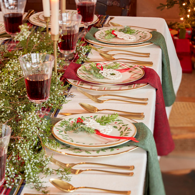 Holiday Plaid Porcelain Christmas Dinner Plate Set for 4 (4 Count)