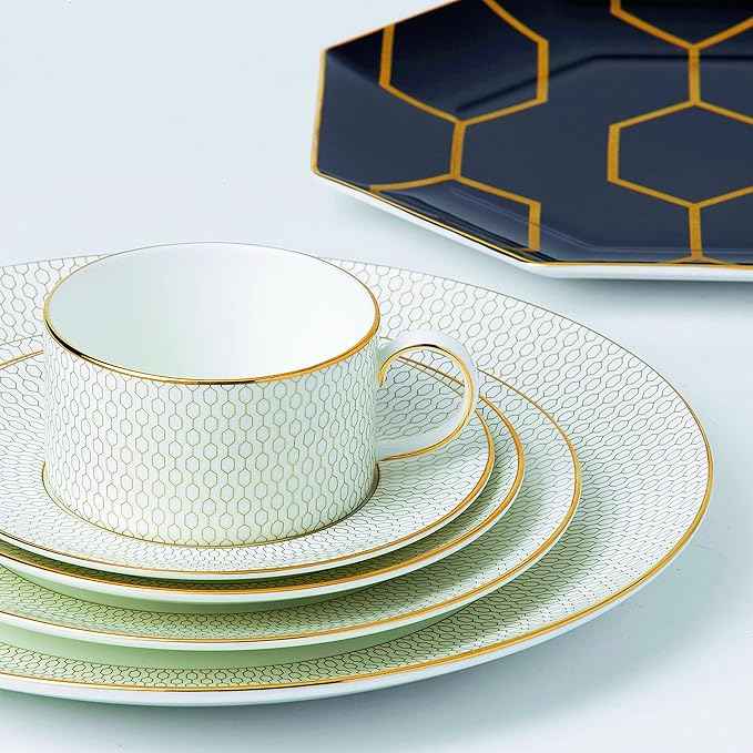 Wedgwood Gio Gold 5-Piece Place Setting