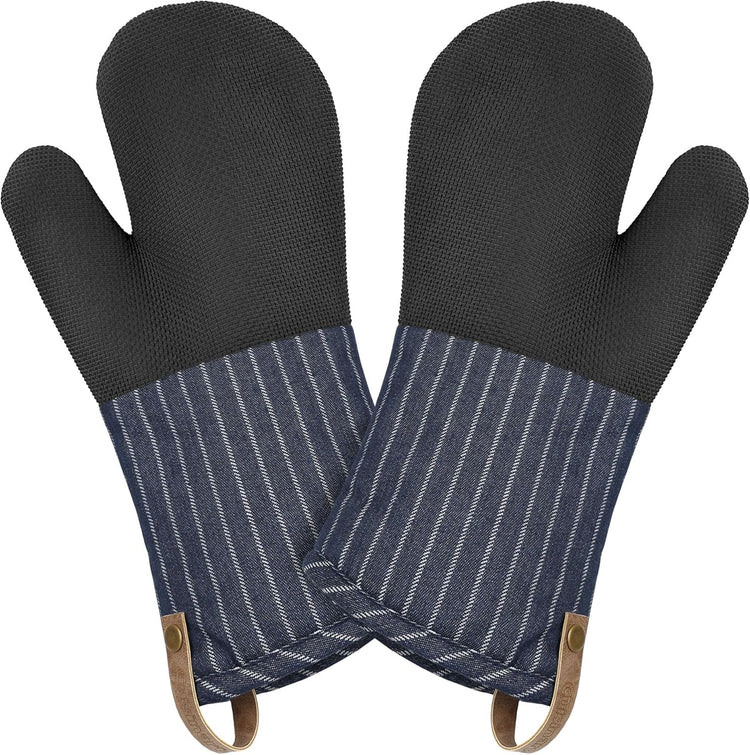 Cuisinart Heritage Kitchen Oven Mitts – Heat-Resistant Kitchen Mitts for Oven with Non-Slip Neoprene Palm, Long Cuff, and Cotton Filling – Durable Oven Gloves for Cooking, Baking, & Grilling