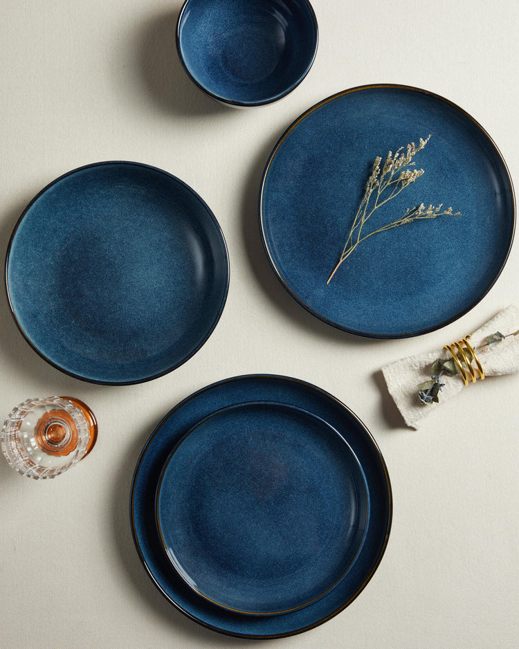Stoneware Dinnerware Sets for 4