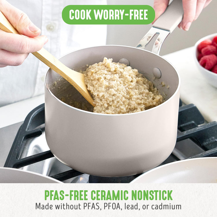 2 Quart Nonstick Saucepan with Lid (2QT Saucepan with Lid / Taupe)