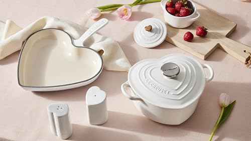 Enameled Cast Iron Traditional Heart Skillet