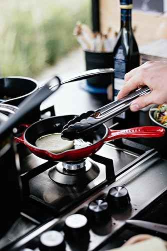 Enameled Cast Iron Signature Round Skillet