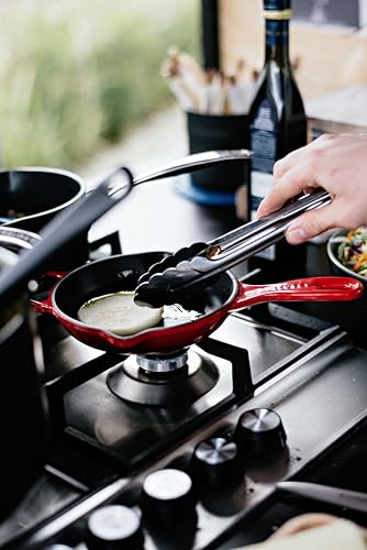 Enameled Cast Iron Signature Round Skillet