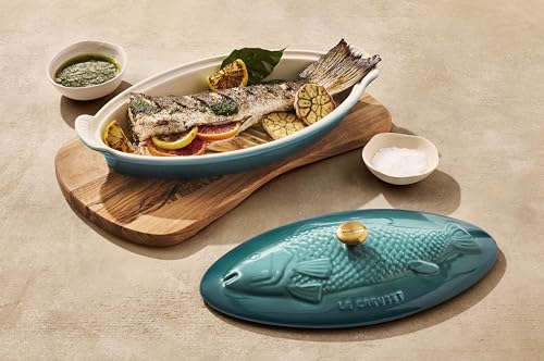 Stoneware Heritage Fish Baker