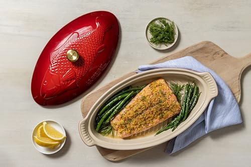 Stoneware Heritage Fish Baker