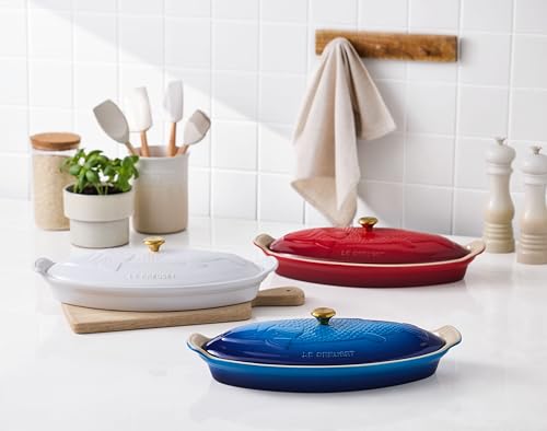 Stoneware Heritage Fish Baker