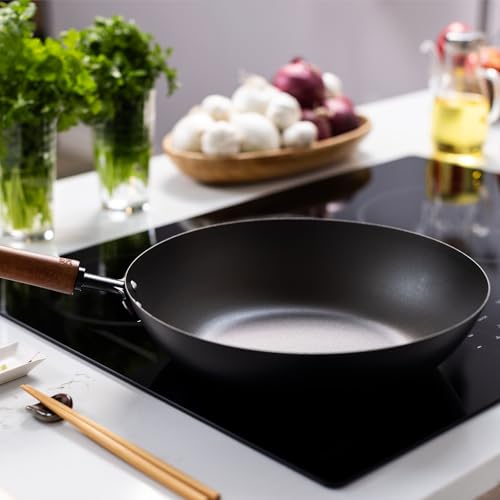 Classic Series 12 (12-Inch Stir Fry Pan)