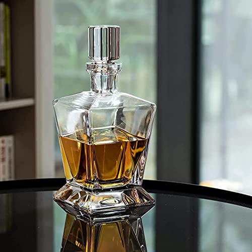 Whiskey Decanter with Lid